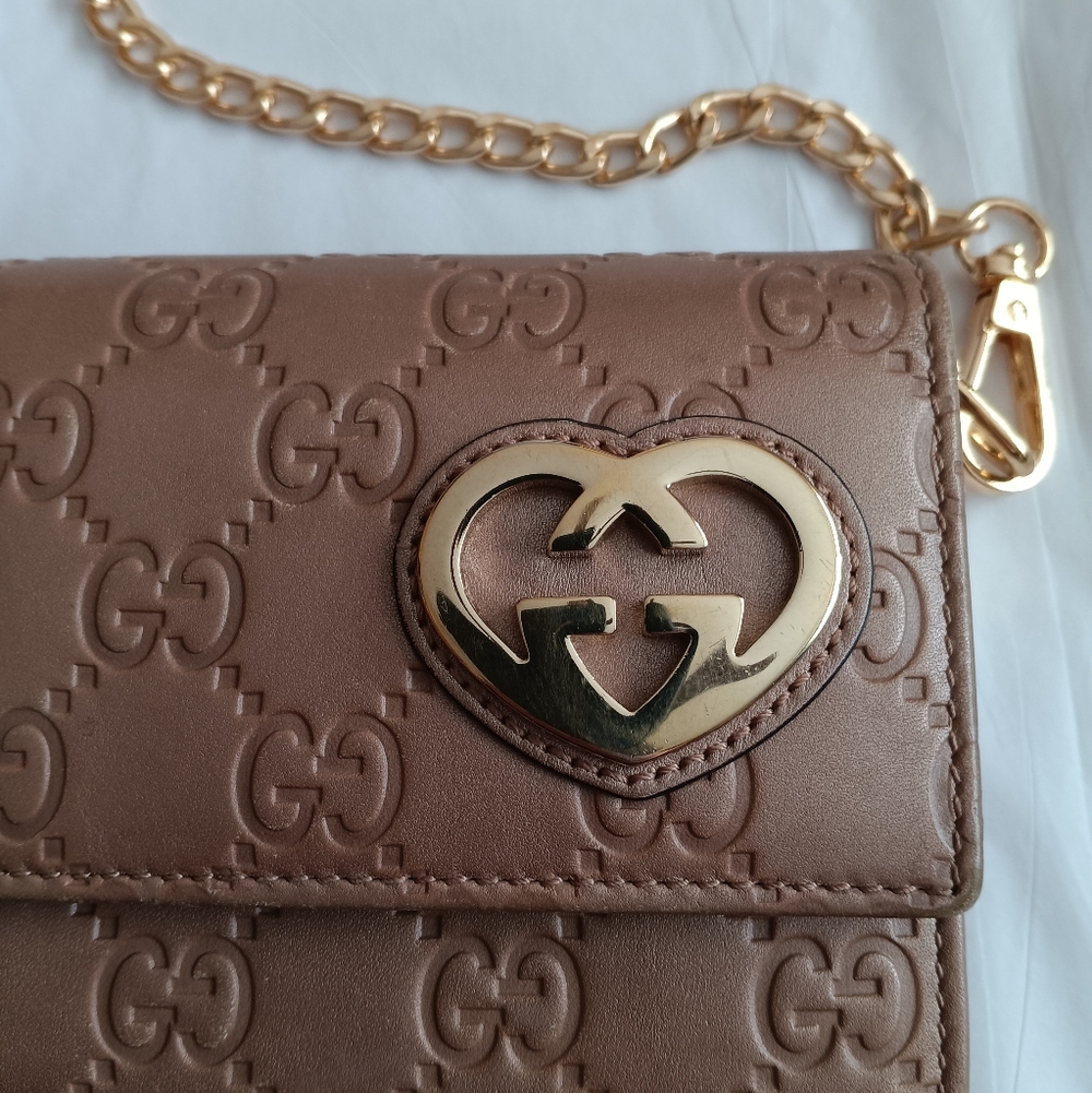 Gucci Heart GG Logo Leather Long Pink Wallet Crossbody * Pinker Color In Person* - Picture 9 of 14